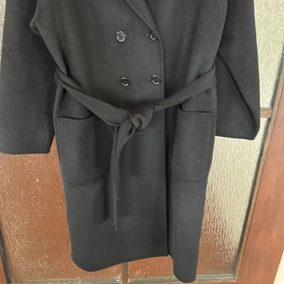 DYLAN COAT
Current price:
$900
Black Cashmere Blend - Picture 9 of 15